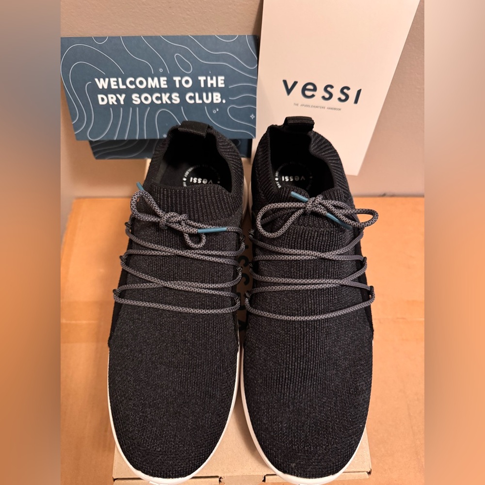 Brand New Vessi CityScape Classic Everyday Waterproof Storm Black